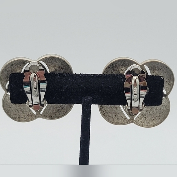 Vintage Earrings Shoe Clips Matte Silvertone Clip On Earrings #764 - Picture 4 of 10